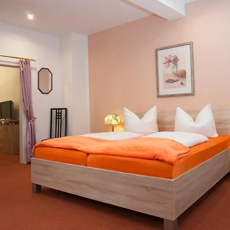 Weltrich Hotel *