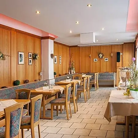 Hotel Weltrich *
